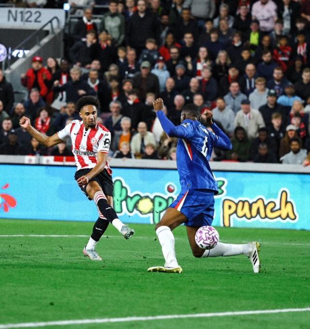 了欧冠大名, 孔帕尼的球, net